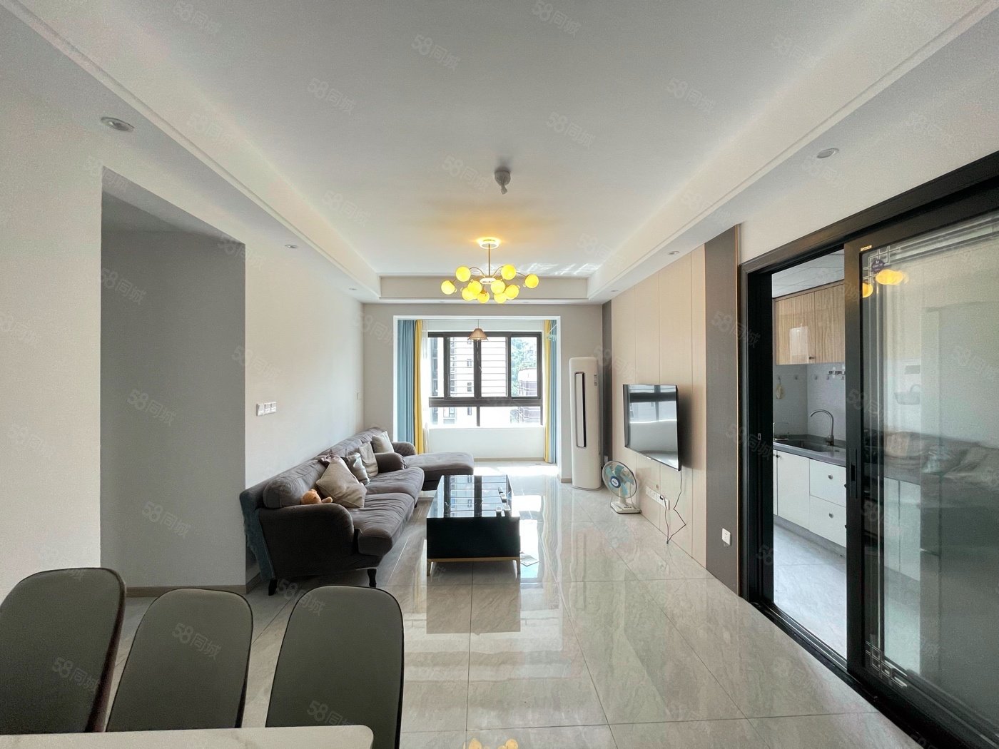 巴南区 奥园金樾山一期 三房