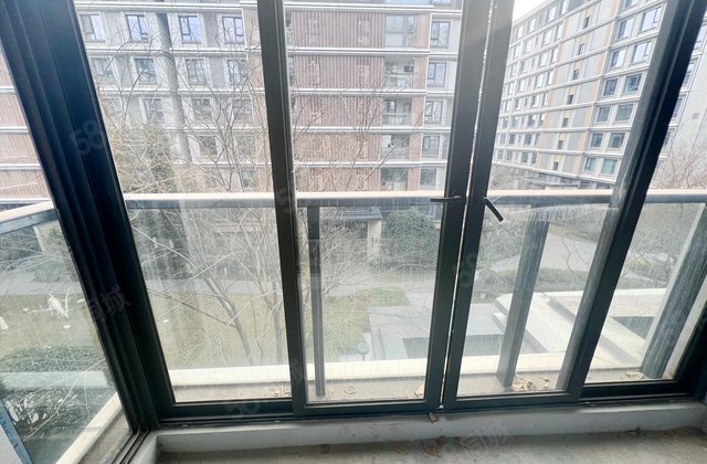 林山郡3室2厅102.17㎡147万二手房图片