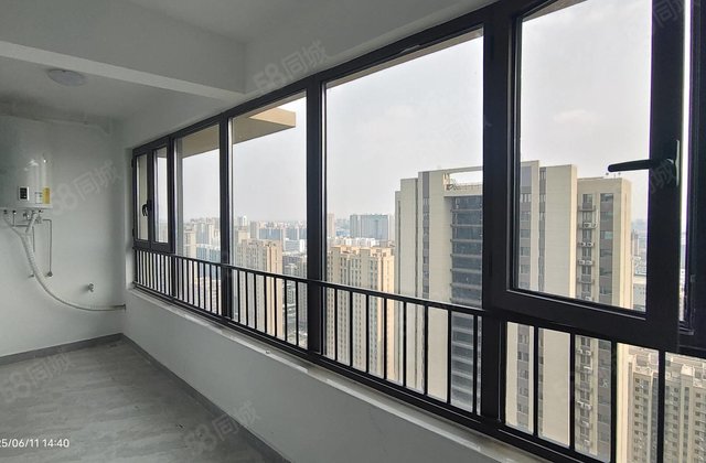 国岳府次顶 清水湾 百合新城 集美壹品 莲湖新城 三室双卫