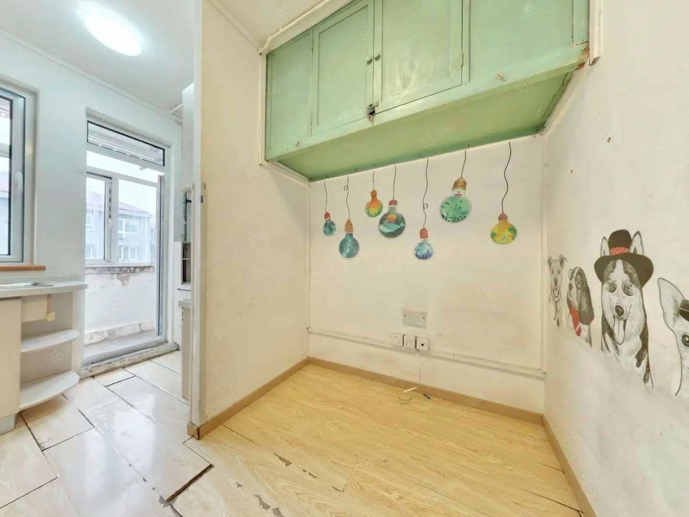 南沙灘和諧小區(qū)1室1廳1衛(wèi)37.33㎡南218萬