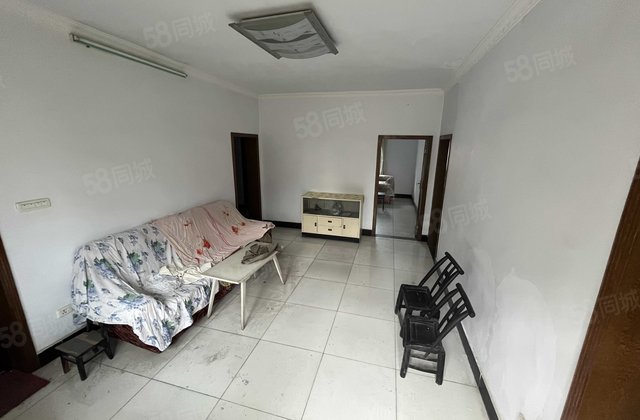 胜利路83号小区3室2厅108.28㎡16.8万二手房图片