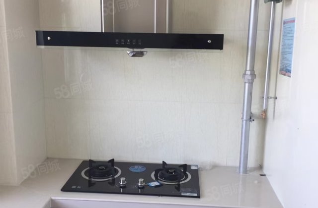 民生凤凰城7号院三室两厅两卫全明户型大地下室无贷款诚意卖