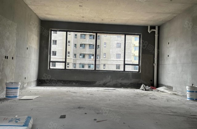 鑫都国子甲第3室2厅128㎡102万二手房图片