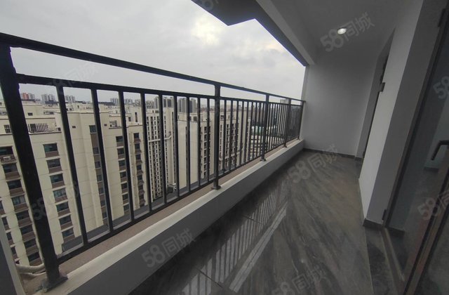 急售！新房未住三室双阳台！财信学府印象！赠车位储！实验！