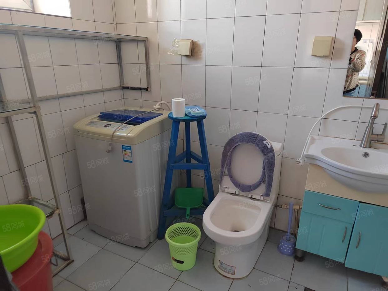 珠江东区2室1厅1卫61.97㎡南北14万