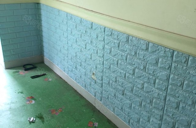 金柱月亮湾(A区11-17号楼)3室2厅1卫送地下室房东直卖