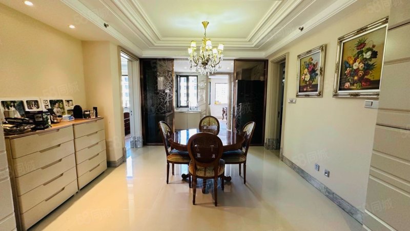 万科中南府|中南路350号4室2厅2卫151平方米