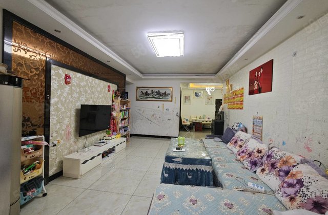 绿洲尊荣府邸3室2厅138㎡54.8万二手房图片