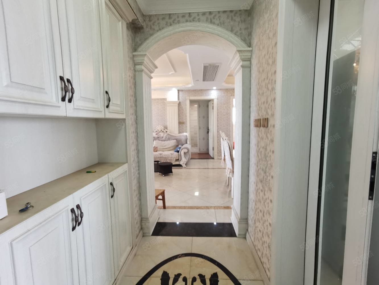 锦绣潜城3室2厅2卫136㎡南北69万