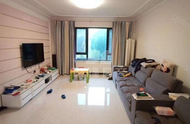 绿城百合新城135.94平方米，精装修117.9万