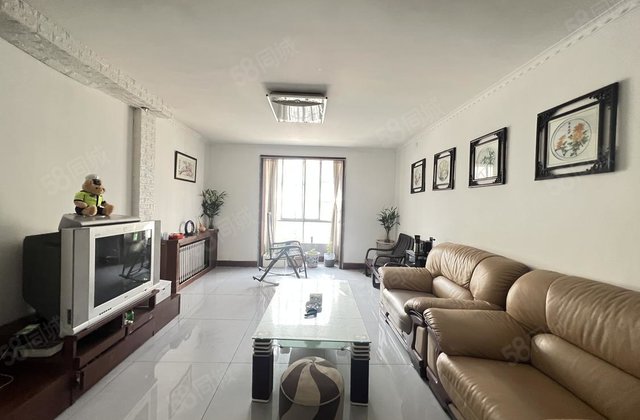 南北通透 新时代小区 130平 3室2厅 满二 房东急置换