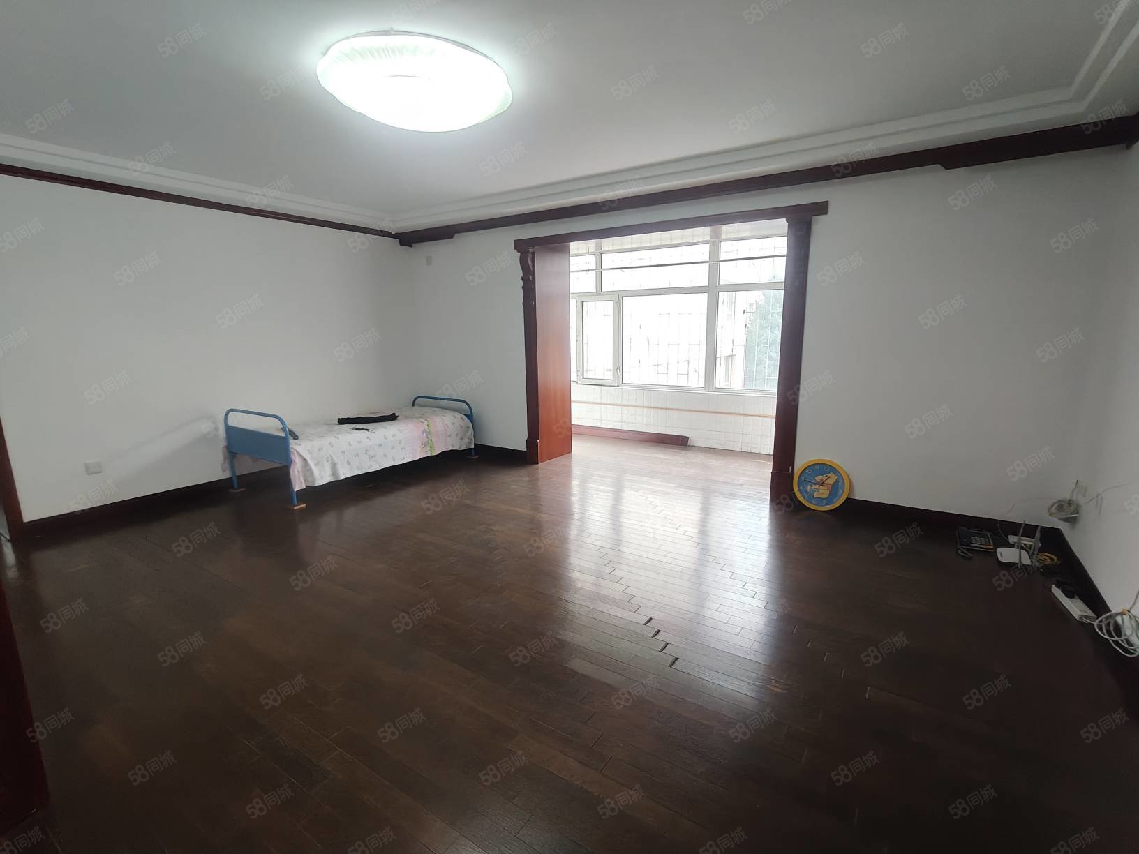 北龙艺花园2室1厅2卫126㎡南北39.8万