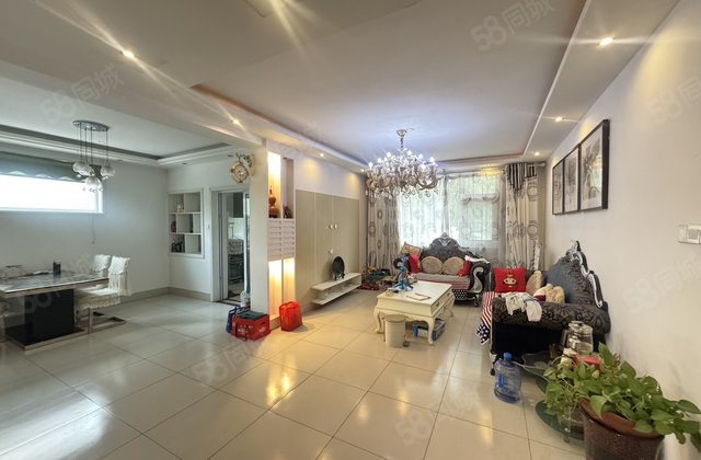 一楼带院子 龙山公安局家属院 文轩老一中 精装三室朝阳