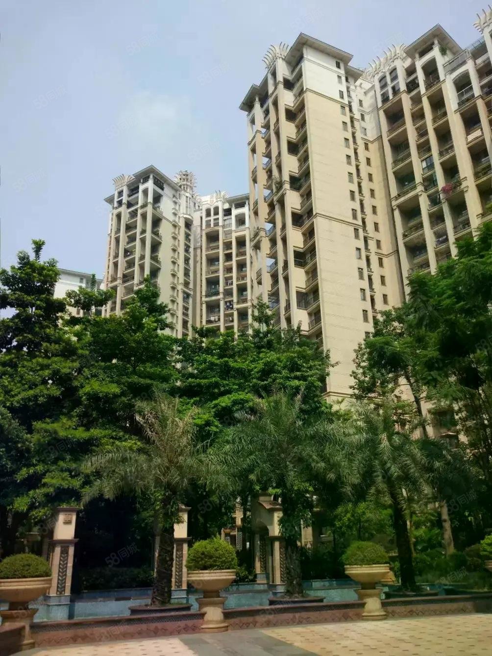 价可少20万出售随时可看龙光天湖郦都精装3居总价税费低