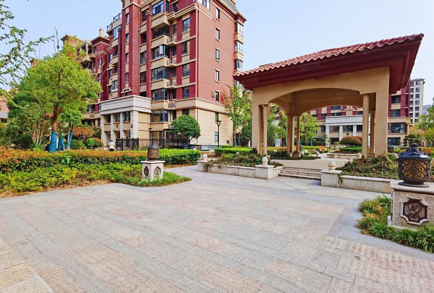 保真珑熙庄园大3房精装婚房一次未住家主降价8万急售