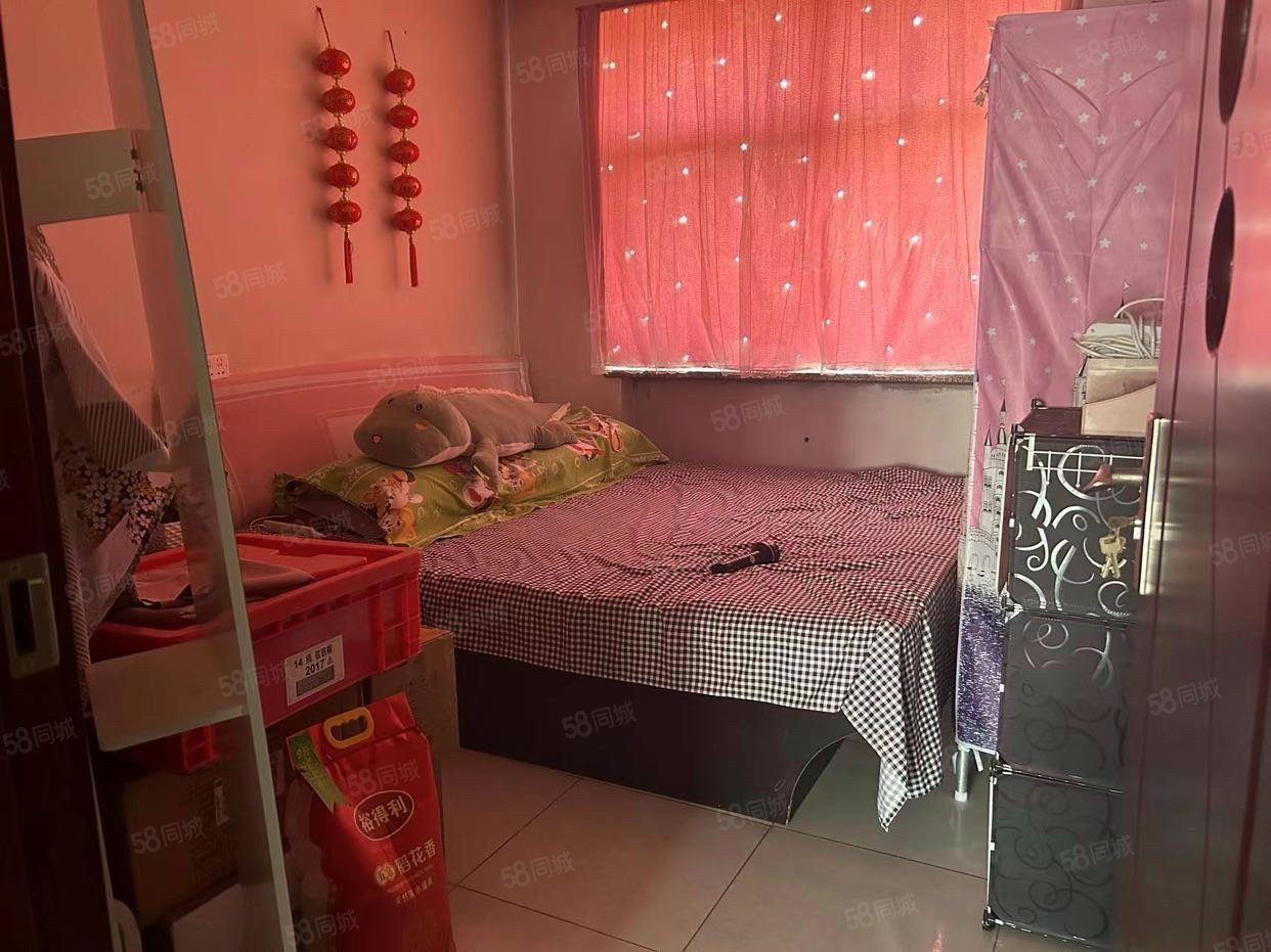 銀河小區(qū)2室1廳1衛(wèi)81.79㎡南38萬(wàn)