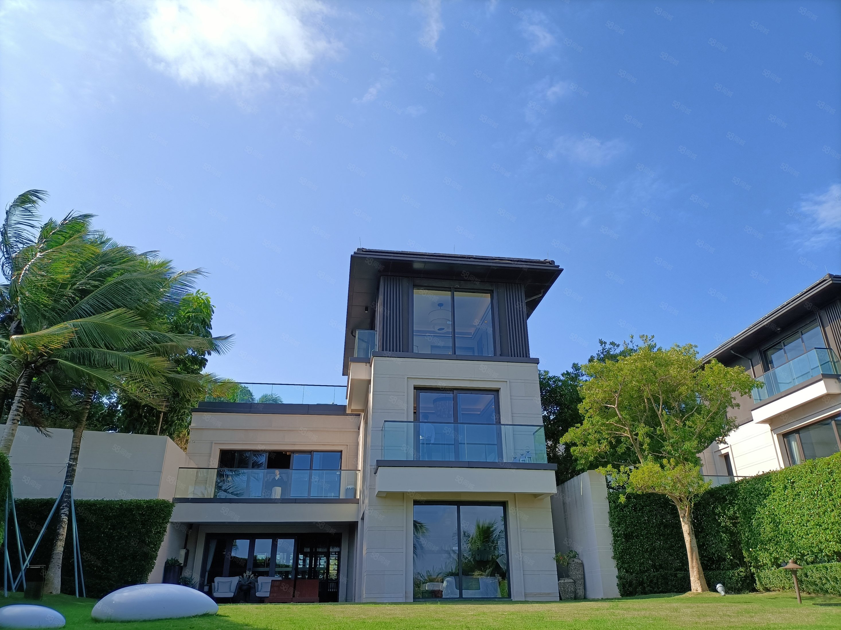 纯独栋 亲海别墅 私家泳池车位,融创海棠湾-三亚58同城