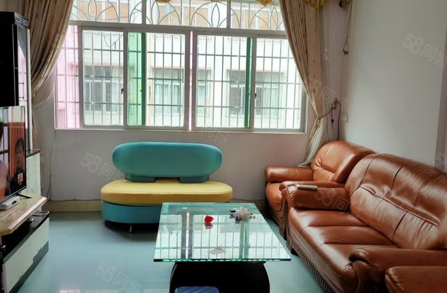 新街住宅邨4室2厅115.32㎡33万二手房图片