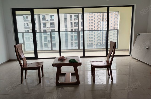 城市玖玺 中间好楼层 送车储 新房未住