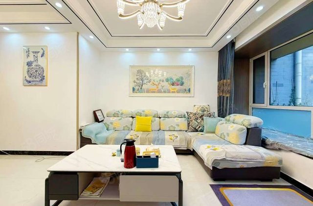 老文轩 一中 龙湾二期多层电梯洋房 一楼带院 三室两卫 有储