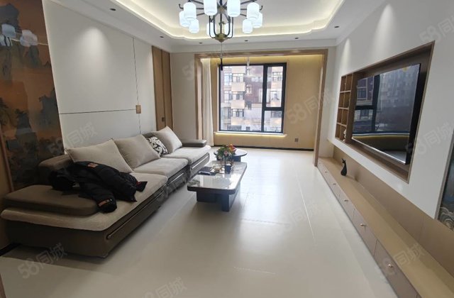 香榭澜庭2室2厅110㎡56万二手房图片