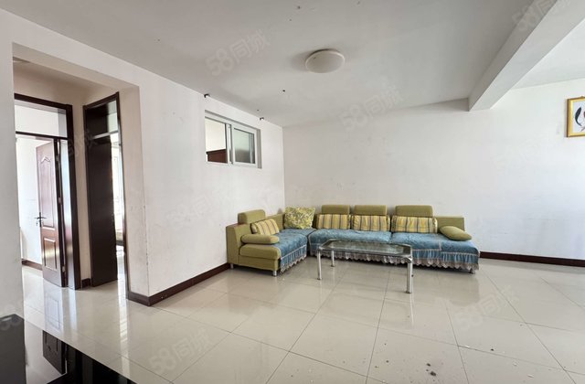 水晶城 多层 公摊少 中间楼层 免大税 两室朝阳 云麓九里