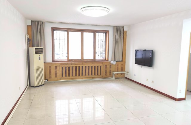 银安花园3室2厅124㎡109万二手房图片