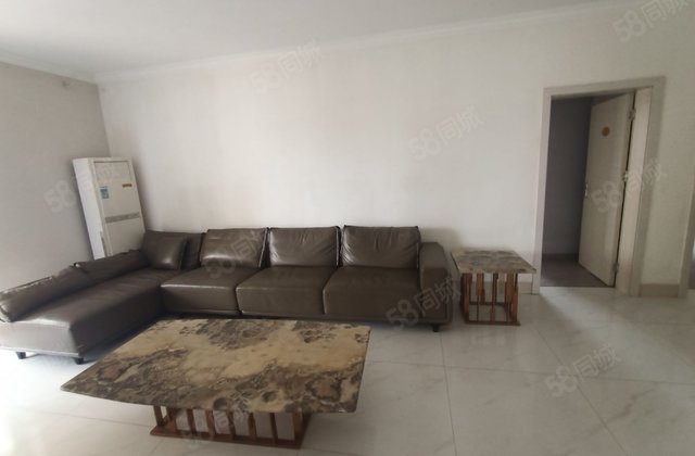 宏御帝景豪庭4室2厅172㎡128万二手房图片