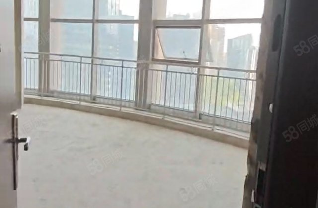 江华国际旅游中心1室1厅100.3㎡68万二手房图片