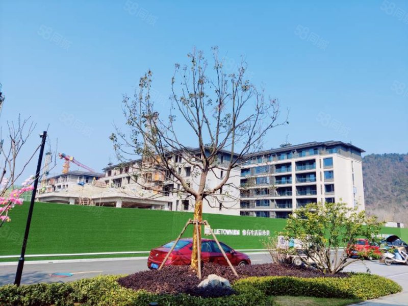 九岭春风3室2厅2卫126㎡南88万