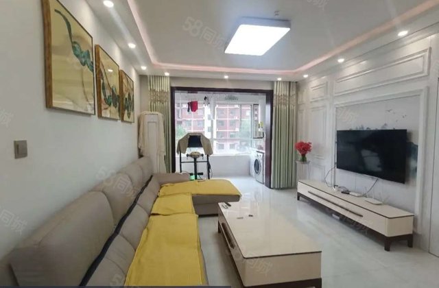 湖边5  ！畅博怡情湾！三叶草户型！南北通透！双卫！房东急售