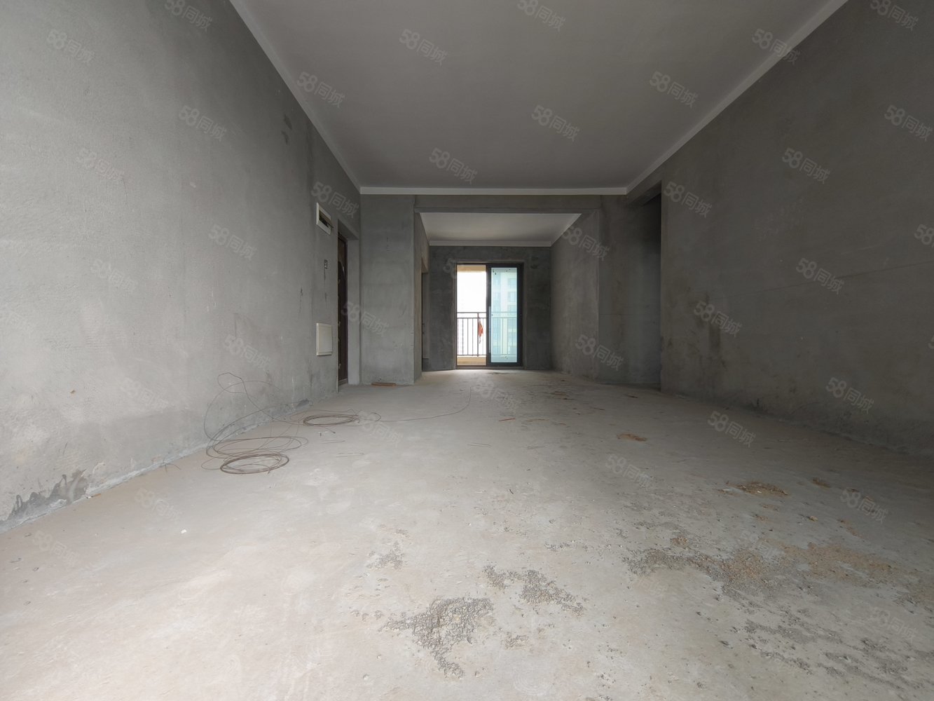 天纵御府4室2厅2卫141㎡南北105万