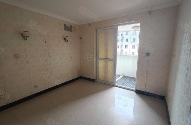 三林新村(59弄)2室1厅76.25㎡320万二手房图片