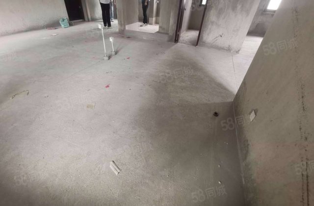 融创滨江壹号3室2厅125.1㎡200万二手房图片