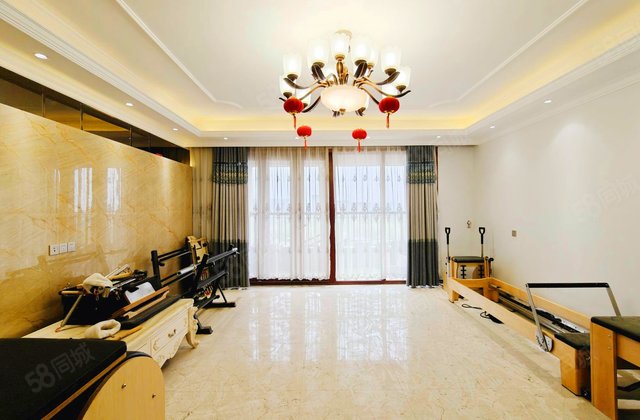 名门紫园(1期)4室2厅253.52㎡180万二手房图片