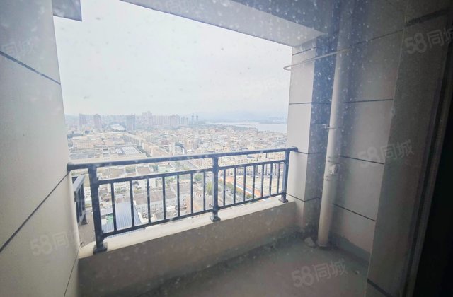 融侨观邸(公寓住宅)4室2厅140.62㎡165万二手房图片