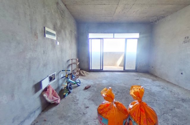 白鹭苑3室2厅139㎡42万二手房图片