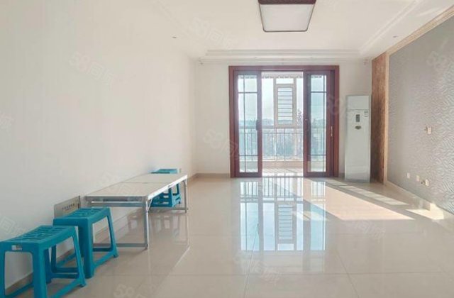 摩天轮，文轩本部外国语，在水一方，山水文园，西安交大字母车位