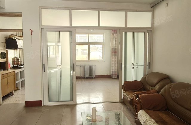 市中心公园附近  明星小区 停车方便  好楼层