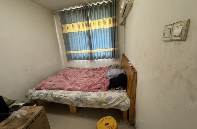 一楼带院子 汽车总站东 地暖 中华苑小区 水晶城