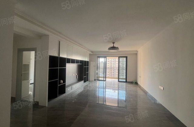 名门世家4室2厅141.4㎡128万二手房图片