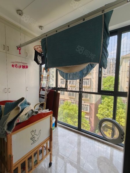 御景阳光山庄3室2厅2卫130㎡东59.8万