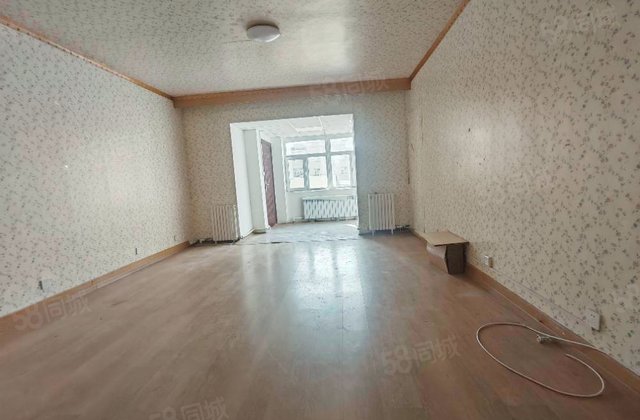 新疆维吾尔自治区军队离退休干部第一休养所3室2厅99㎡138万二手房图片