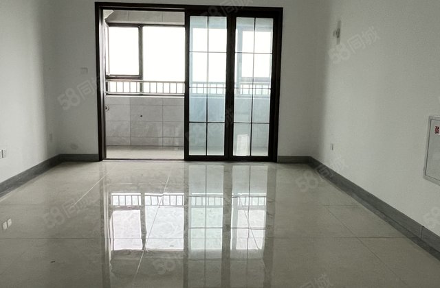 月季公园东门!九州嘉苑!西边户!带车位!带储!三叶草户型!