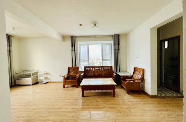 香江电梯房东边户 精装修 免大税家属院水城雅居领郡城康城花园