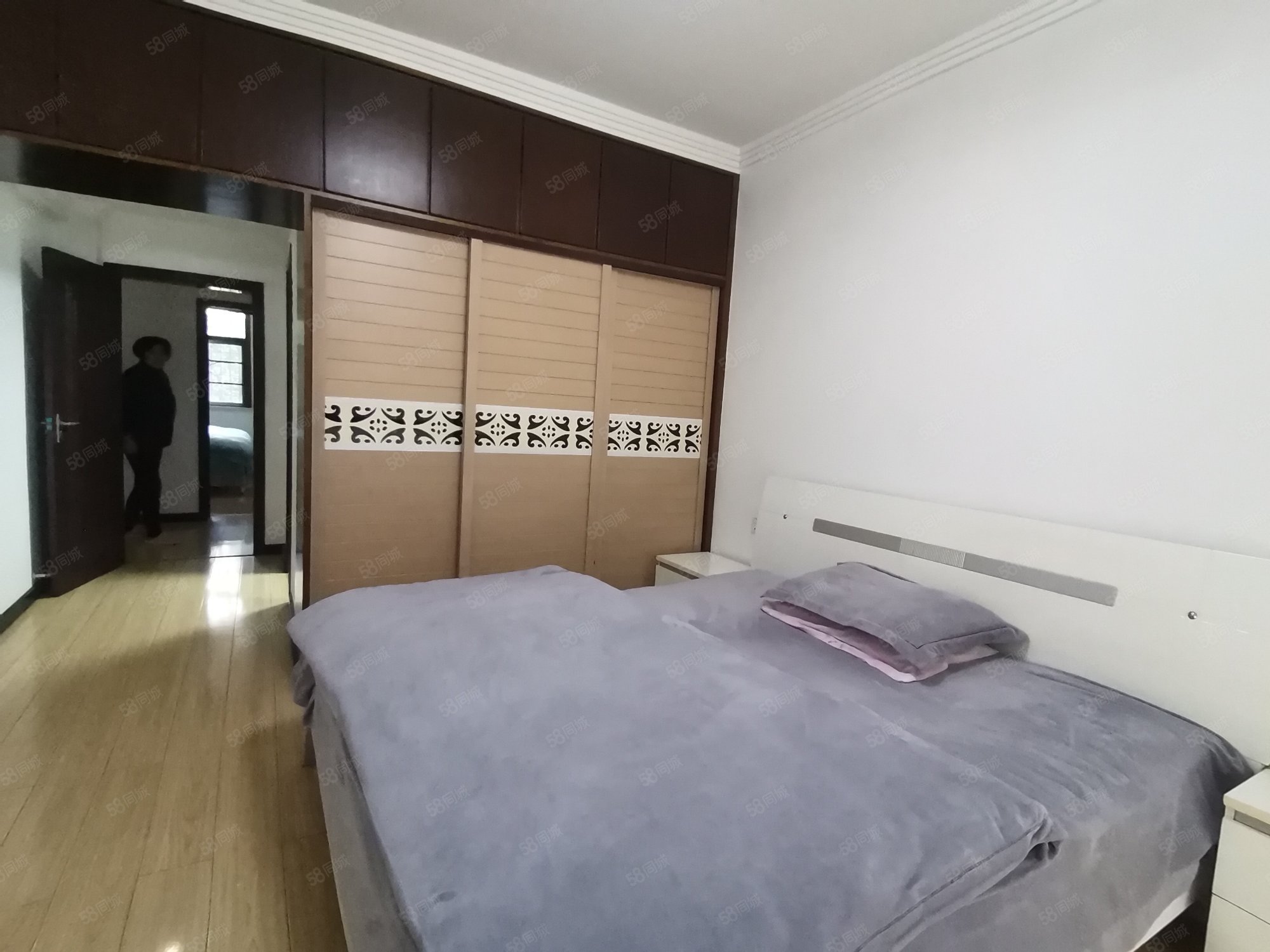 北美城市花园3室2厅2卫122㎡南北53万