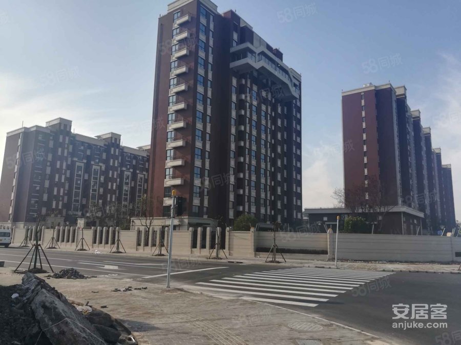 同悦湾华庭北区公寓住宅外郊环之间