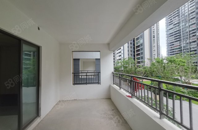 中海海怡半岛3室2厅127㎡148万二手房图片