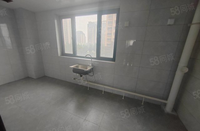 高新区文轩东校!新房现房急售!三叶草户型带车储!