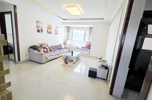 急售实验东昌 阳光逸墅 正三室赠送车位地下室 南北通透免大税